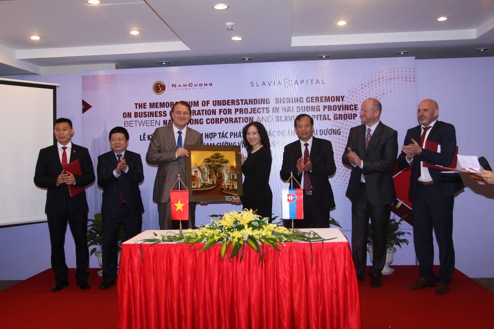 Nam Cường hợp tác cùng đối tác Trung Âu đầu tư tại Hải Dương - 3 Nam Cường hợp tác cùng đối tác Trung Âu đầu tư tại Hải Dương - 3