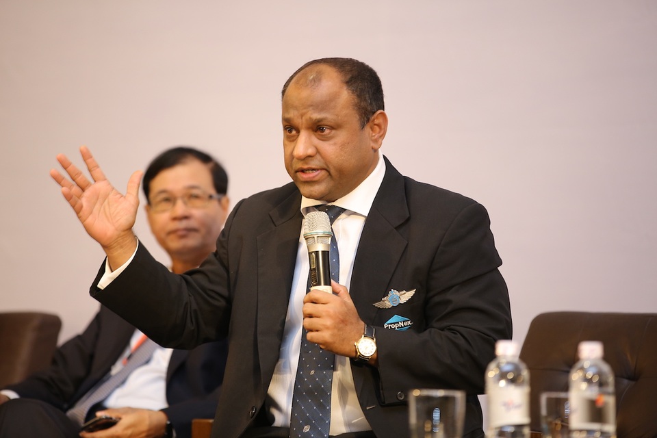 Từ cậu bé giao báo trở thành CEO của công ty có 6.000 nhân viên - 3 Ông Ismail Gafoor, CEO của Tập đoàn P&N Holdings, công ty mẹ của PropNex, một công ty môi giới BĐS lớn nhất Singapore với hơn 6.000 nhân viên