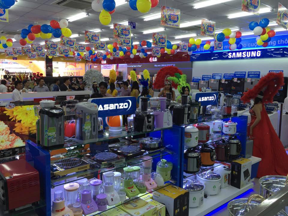 Thương hiệu điện tử Việt Nam có liều lĩnh khi tiếp tục mở rộng danh mục sản phẩm? - 3
Asanzo đã có mặt tại 63 tỉnh thành với 6.000 điểm bán hàng