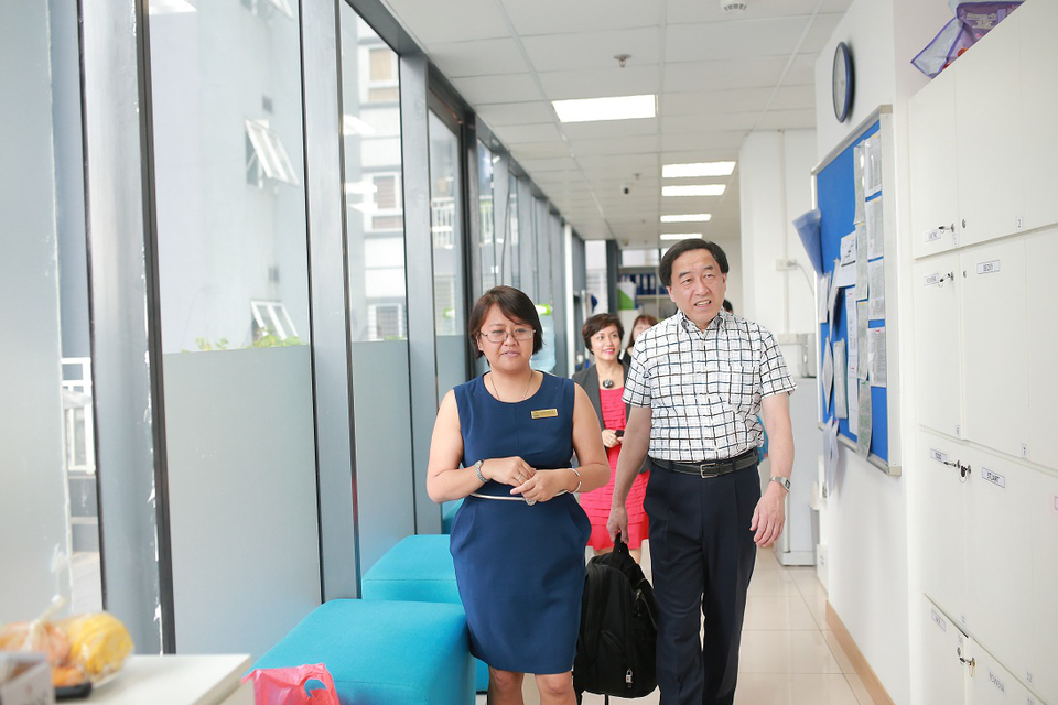 Apollo English được lựa chọn là trung tâm ngoại ngữ tiêu biểu trong chuyến thăm của phái đoàn Nhật Bản - 3 Apollo English được lựa chọn là trung tâm ngoại ngữ tiêu biểu trong chuyến thăm của phái đoàn Nhật Bản - 3