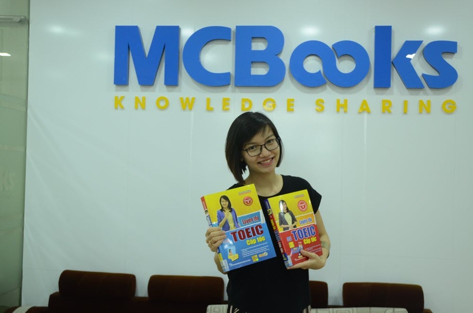 Cô Mai Phương TOEIC: "Tôi nghĩ cái duyên đã đưa tôi đến với Tiếng Anh và Luyện thi TOEIC" - 3
“Tuyệt chiêu” của cô Mai Phương do công ty cổ phần sách MCBooks phát hành đang rất hot trên thị trường sách tham khảoTiếng Anh luyện thi TOEIC