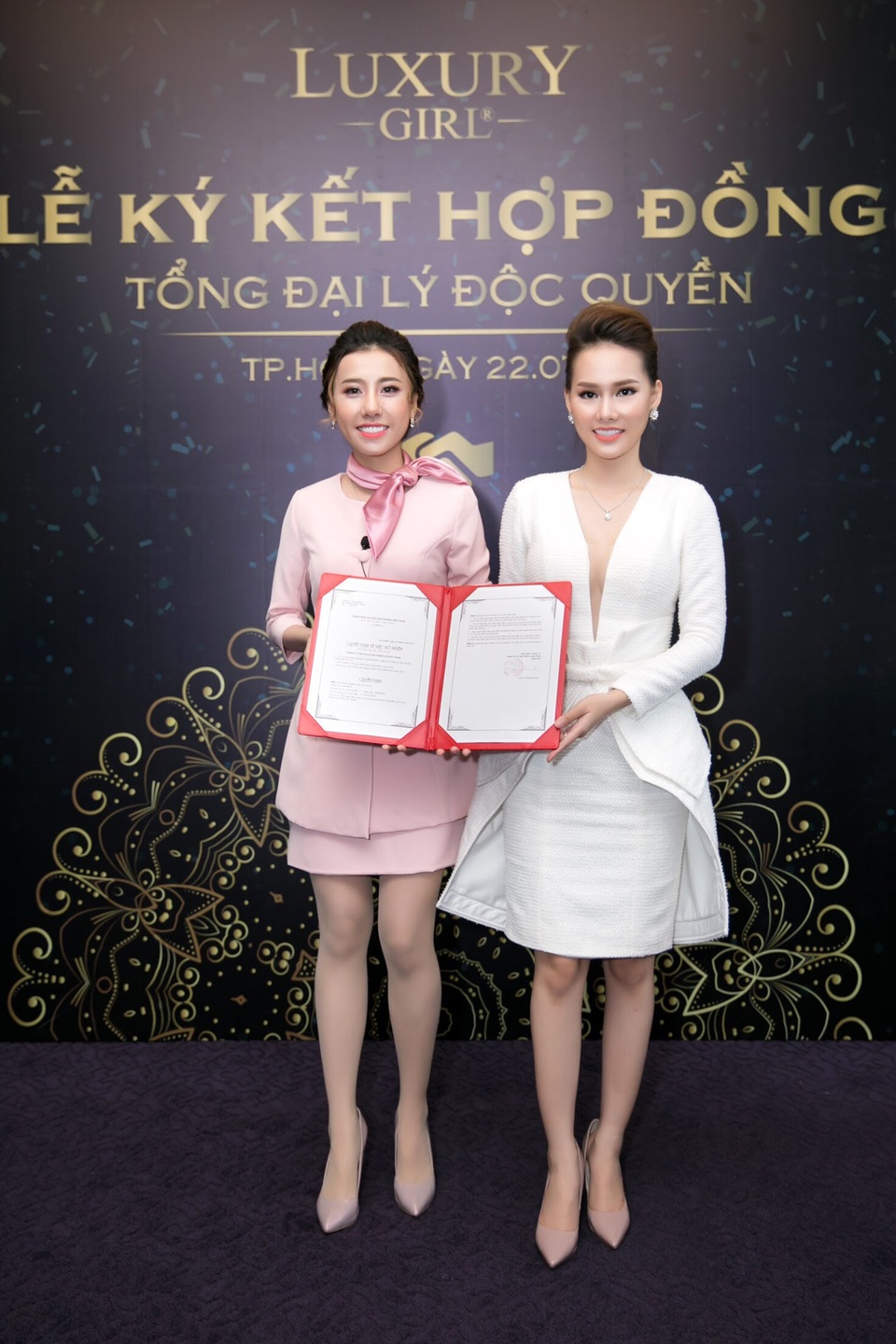 9X Hà Anvi bỏ đại học sau 3 năm trở thành PGĐ của một thương hiệu - 3 Hà Anvi nhận quyết định từ nay sẽ trở thành PGĐ của công ty Luxury Girl từ CEO