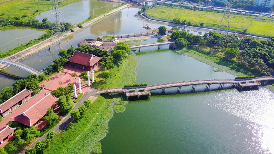Điểm dã ngoại hấp dẫn ở công viên cây xanh lớn nhất Hà Nội - 4
Mục tiêu của dự án là xây dựng một công viên đẳng cấp quốc tế, có khu trường học, khu triển lãm và khu bảo tồn văn hóa, khu trung tâm thương mại và nhà ở.