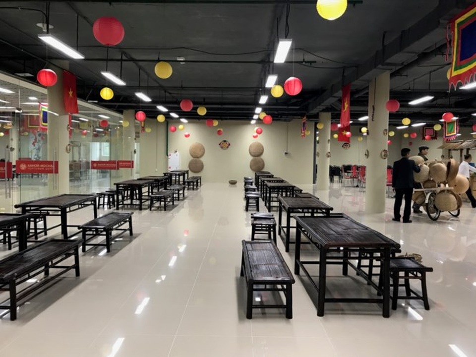 Những không gian thuần Việt được tạo ra để thực khách cảm thấy như được đến Việt Nam.