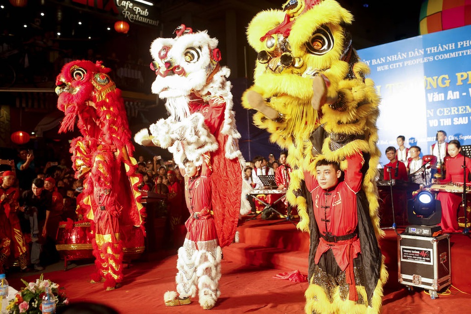 TP Huế: Vietravel đồng hành cùng Lễ khai trương phố đi bộ - 3 TP Huế: Vietravel đồng hành cùng Lễ khai trương phố đi bộ - 3