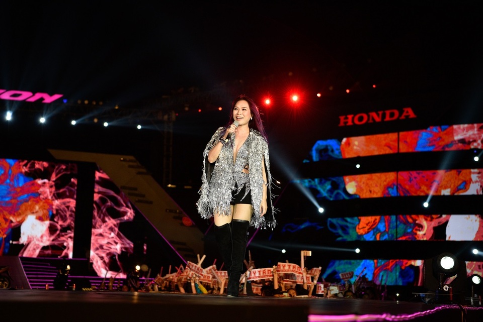 Lễ hội thời trang - âm nhạc ngoài trời Honda Vision Steps of Glory tái ngộ giới trẻ Việt - 3 Honda VISION STEPS OF GLORY quy tụ những ngôi sao hàng đầu Việt Nam