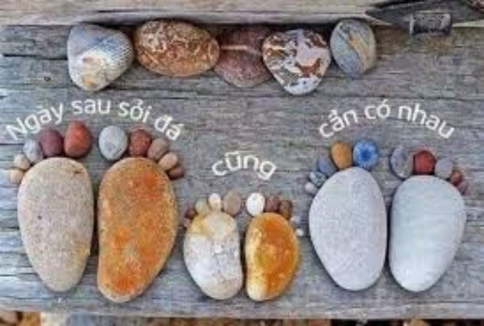 Đừng gặm nhấm cô đơn một mình... - 4 4.
