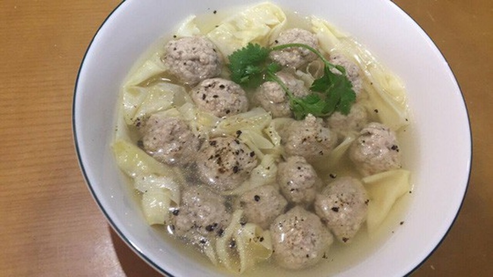 Canh tàu hũ ky, "chữa cháy" cho những ngày bận rộn - 4
Món canh tàu hũ ky chữa cháy nhưng hấp dẫn vô cùng