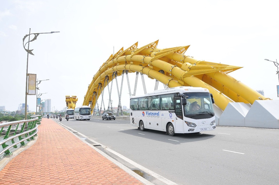 Mua Tour Tết, hãy là người du lịch thông thái - 3 100 xe mới mua vào dịp Apec 2017 đang được đưa vào phục vụ trong dịp Tết