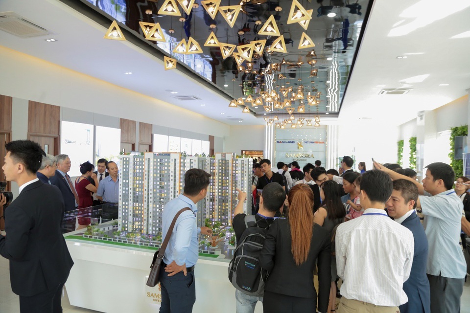 Giấc mơ “an cư” của người trẻ, bao giờ thành hiện thực? - 3 Giấc mơ “an cư” của người trẻ, bao giờ thành hiện thực? - 3