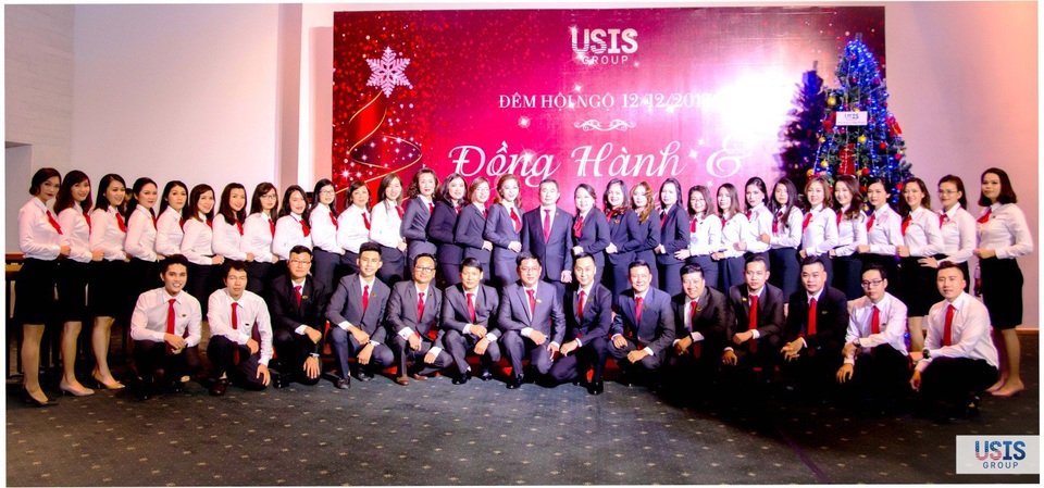 Tại sao phải đầu tư EB-5 ngay hôm nay? - 3 Đến với USIS Group, khách hàng sẽ được làm việc với chuyên gia hàng đầu về chương trình EB-5