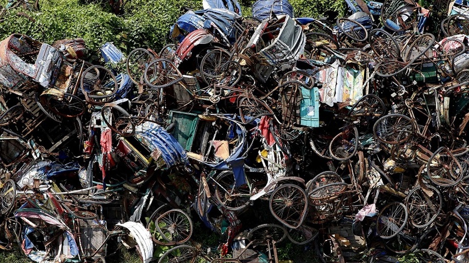 Những nghĩa trang không người kì lạ nhất thế giới - 12
Nghĩa trang xích lô ở Bangladesh
