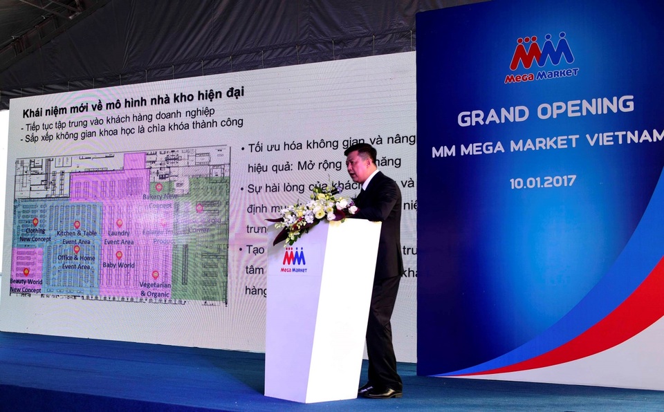 Metro Việt Nam chính thức đổi tên thành MM Mega Market - 4 Ông Phidsanu Pongwatana, Giám đốc điều hành MM Mega Market Việt Nam trình bày về MM Mega Market Việt Nam