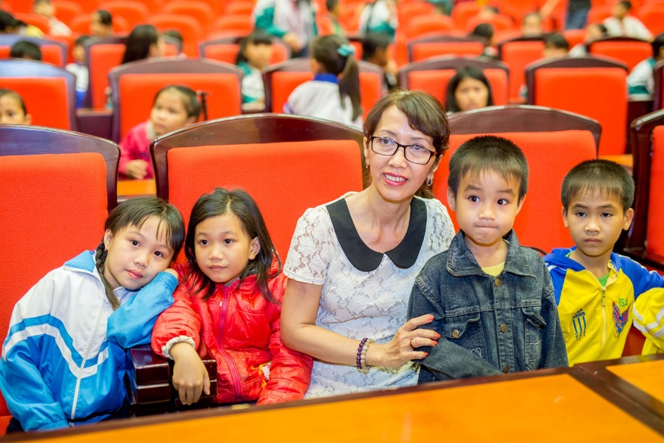 Công ty Nhựa Long Thành đồng hành cùng quỹ từ thiện Hiểu về trái tim - 4 Công ty Nhựa Long Thành đồng hành cùng quỹ từ thiện Hiểu về trái tim - 4