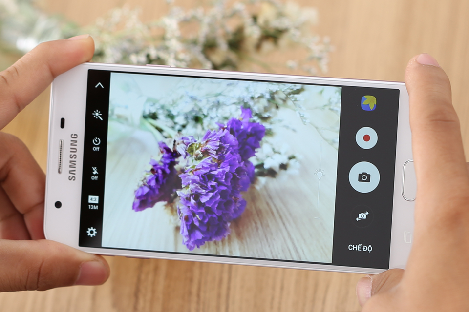 Tháng Samsung - trúng lớn mỗi ngày - 4 Galaxy J7 Prime luôn thuộc top những sản phẩm bán chạy nhất tại Thế Giới Di Động