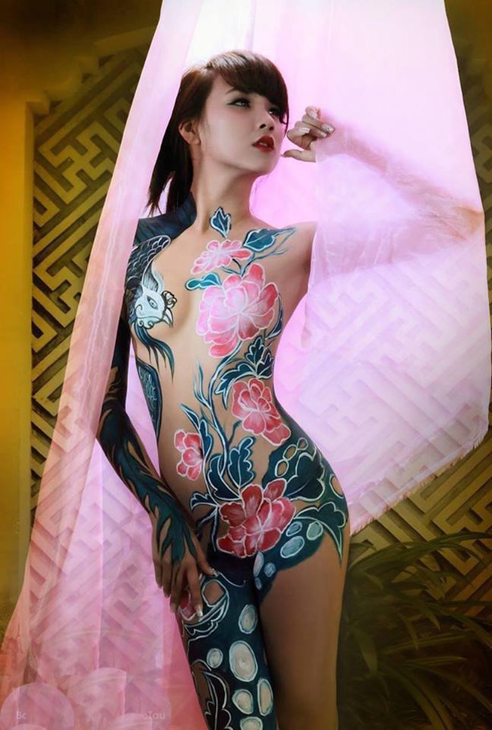 Đã mắt với những bức tranh tuyệt đẹp trên cơ thể thiếu nữ Việt - 5 Đã mắt với những bức tranh tuyệt đẹp trên cơ thể thiếu nữ Việt - 5