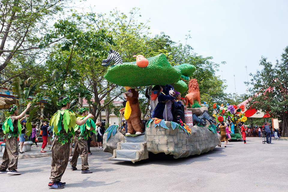 Happy Land sôi động và mát lạnh chào hè - 4 Happy Land sôi động và mát lạnh chào hè - 4