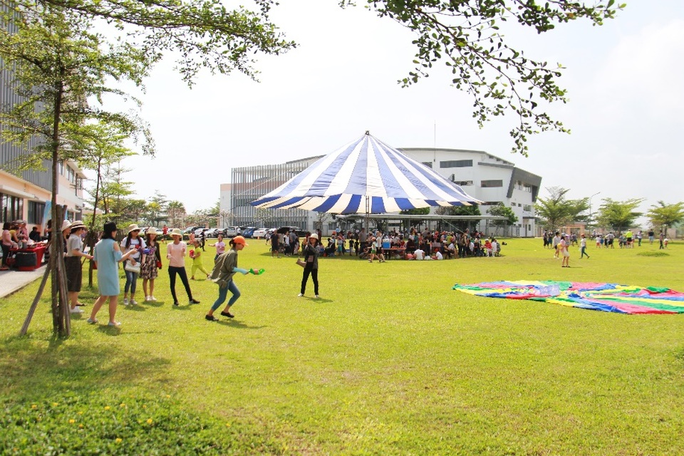 Học bổng lên đến 33 triệu đồng tại Trường Quốc tế Singapore (Đà Nẵng) năm học 2017-2018 - 4 Ngày Hội Gia đình