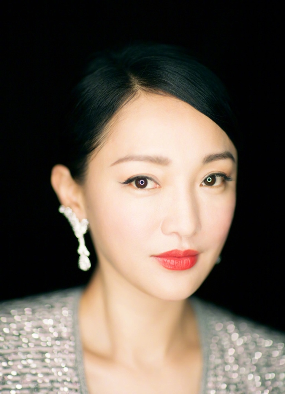 Mỹ nhân "Anh hùng xạ điêu": Người viên mãn, kẻ tự tử vì tình - 5 Mỹ nhân "Anh hùng xạ điêu": Người viên mãn, kẻ tự tử vì tình - 5