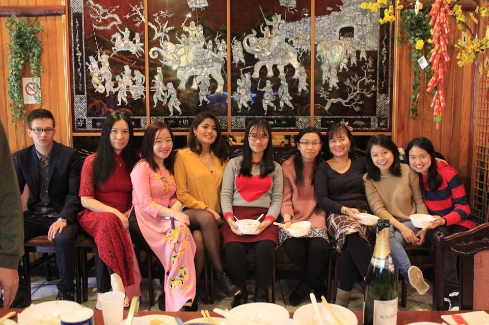 “Tết con gà - Tết của cả nhà” cùng hội sinh viên Việt tại Toulon, Pháp - 5 “Tết con gà - Tết của cả nhà” cùng hội sinh viên Việt tại Toulon, Pháp - 5