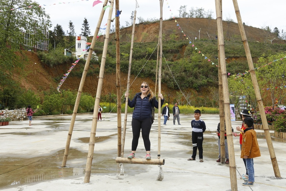 Fansipan Legend hút khách mùa lễ hội hoa đỗ quyên - 5 Fansipan Legend hút khách mùa lễ hội hoa đỗ quyên - 5