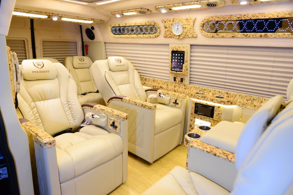 Xe DCAR chính thức có mặt tại Nhật Bản - 5 DCar President có chất lượng vượt trội, vươn tầm quốc tế