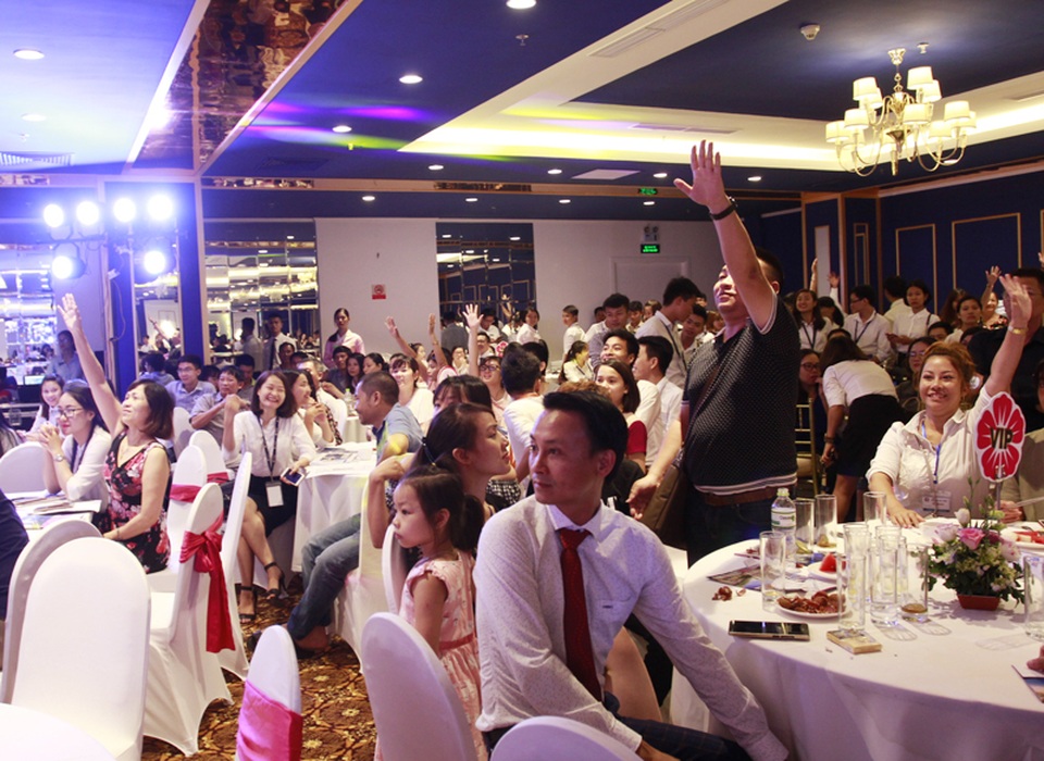 Tham dự sự kiện Lễ ra mắt dự án The K – Park, khách hàng không chỉ bị cuốn hút bởi những thông tin đầy đủ về dự án mà còn rất phấn khích với chương trình bốc thăm may mắn.