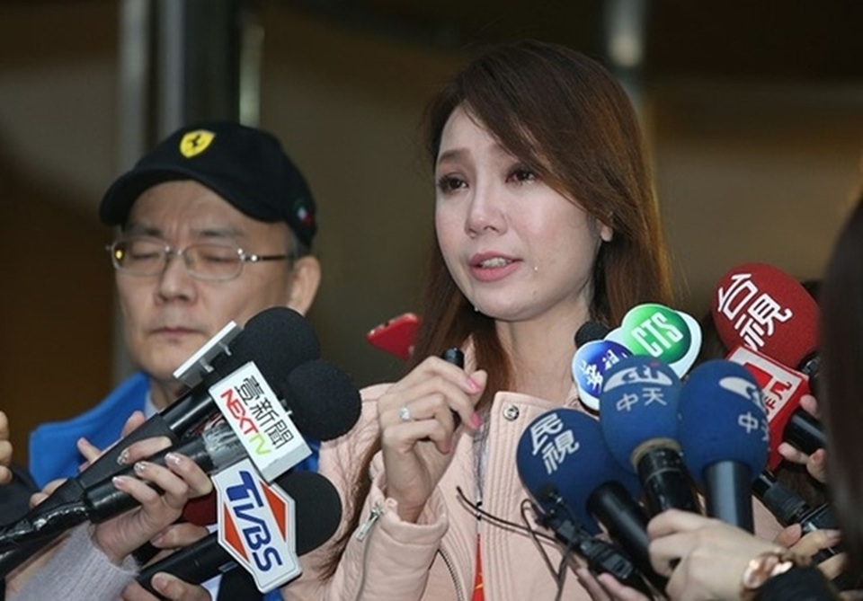 Hai mỹ nữ nói dối Vbiz thay đổi thế nào sau scandal vạ miệng - 6 Hai mỹ nữ nói dối Vbiz thay đổi thế nào sau scandal vạ miệng - 6