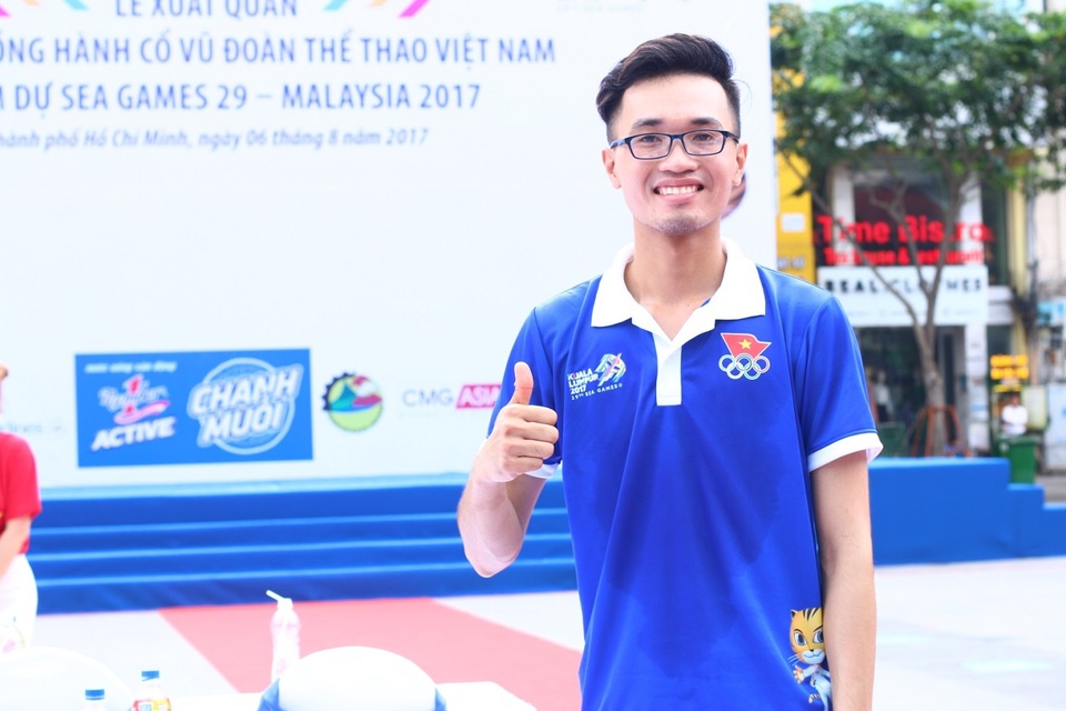 Vận động viên điền kinh ở bộ môn nhảy cao Nguyễn Thành Nhân cho biết với sự cổ vũ của người hâm mộ trong buổi lễ xuất quân sẽ giúp Nhân có thêm động lực để thi đấu với thành tích tốt nhất tại kỳ SEA Games lần này.