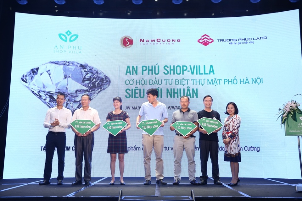 Ngay sau công bố của chủ đầu tư, hàng loạt căn biệt thự đã có chủ sở hữu mới