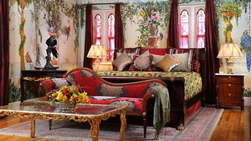 Bên trong lâu đài hóa khách sạn 5 sao của ông hoàng thời trang Versace - 2 Bên trong lâu đài hóa khách sạn 5 sao của ông hoàng thời trang Versace - 2