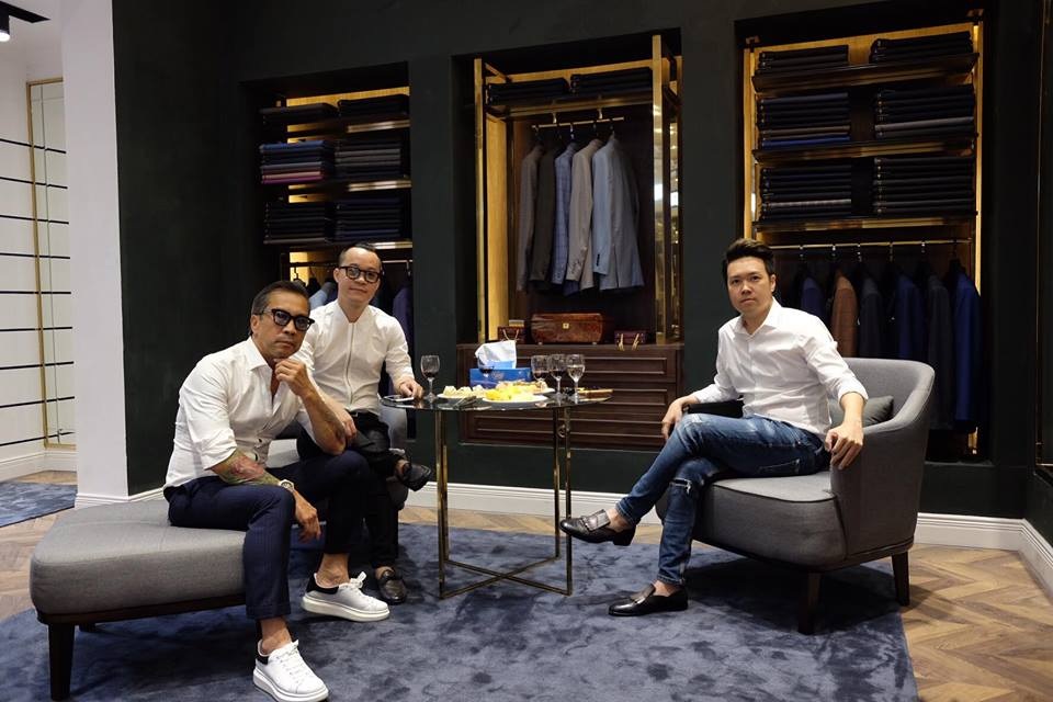Lê Hiếu và stylish Thuận Nguyễn bất ngờ cùng xuất hiện trong sự kiện - 5 ( Cặp bài trùng cùng đi sự kiện khai trương trụ sở chính của CHUONG TAILOR )