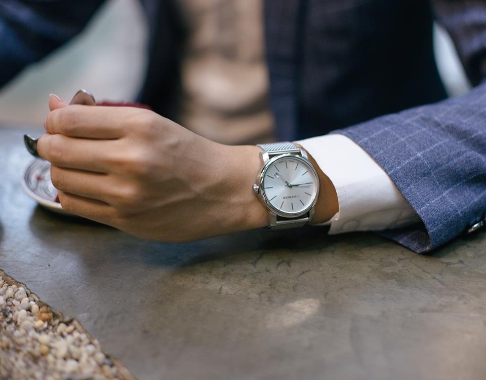 "Cuộc chiến" không hồi kết giữa đồng hồ Thụy Sĩ và đồng hồ Nhật Bản - 5 "Cuộc chiến" không hồi kết giữa đồng hồ Thụy Sĩ và đồng hồ Nhật Bản - 5