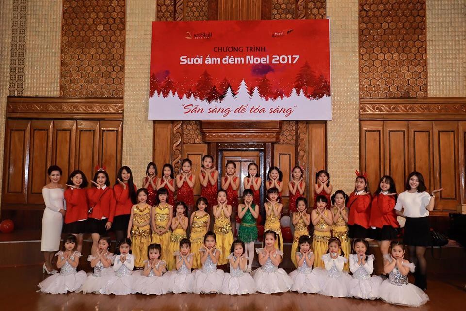 “Sưởi ấm đêm Noel” cùng Vietskill Đông Anh - 5
Các bạn có thể truy cập vào website Vietskilldonganh.com.vn để tham khảo những thông tin về chương trình học và những sự kiện mới nhất của Trung tâm Vietskill Đông Anh trong thời gian tới nhé.