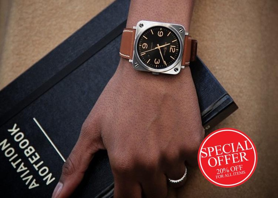 Thay vì một chiếc đồng hồ mặt tròn thông thường, những phụ nữ cá tính mạnh mẽ lại ưu tiên lựa chọn những chiếc đồng hồ mặt vuông. Bell&Ross luôn có những thiết kế đậm nét mạnh mẽ và cá tính cho nữ giới. Mặt số ngoài vuông trong tròn, ý tưởng từ những chiếc đồng hồ bên trong khoang lái máy bay, cũng chính là ý tưởng chủ đạo của thương hiệu. Giới trẻ thế giới còn thành lập câu lạc bộ, nhóm hộigồm những tín đồ Bell&Ross vì độ cá tính và “chất” của thương hiệu đồng hồ Thụy Sỹ này. Giá tham khảo từ 50 triệu đồng.