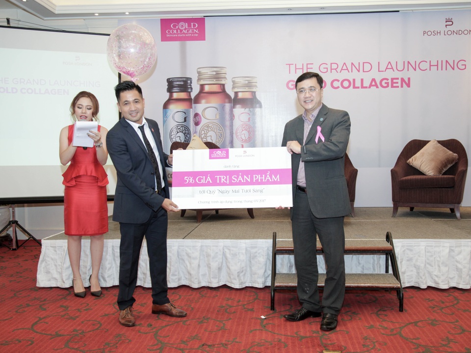 BTV Hoài Anh, Thu Hà thích thú dùng thử Gold Collagen trong sự kiện ra mắt sản phẩm - 7 Trong buổi lễ còn có sự tham dự của ban lãnh đạo Quỹ hỗ trợ bệnh nhân ung thư Ngày mai tươi sáng. Posh London dành tặng 5% giá trị sản phẩm trên tổng doanh thu tháng 3 hỗ trợ vào quỹ với mong muốn góp phần hỗ trợ các chị em mắc phải căn bệnh ung thư.