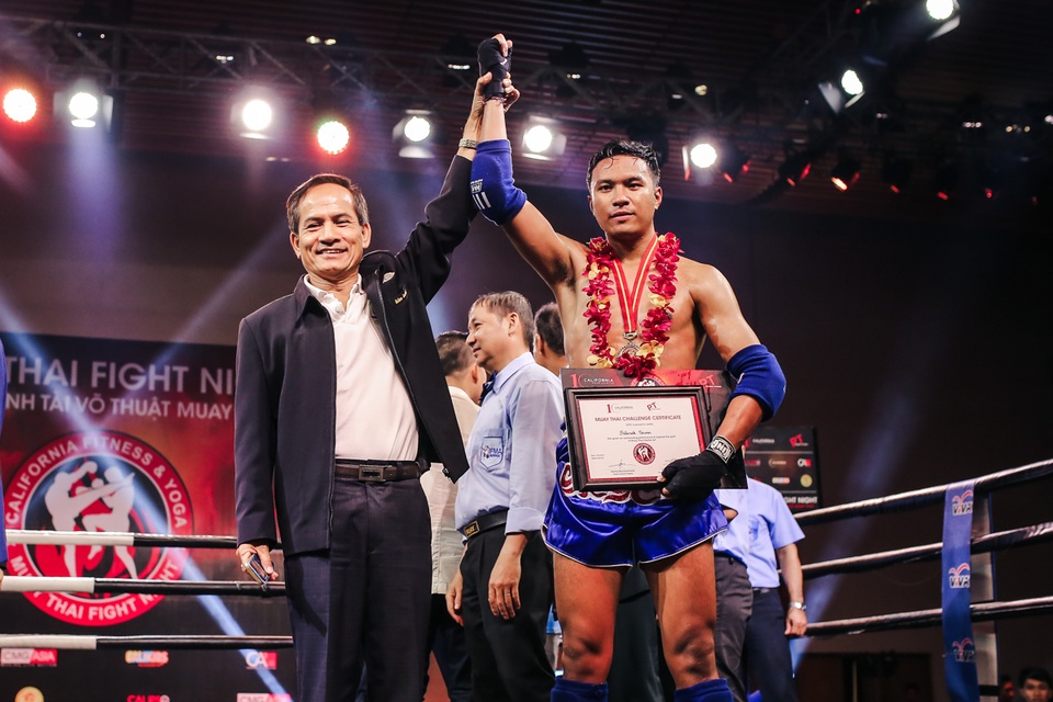Kết quả chung cuộc, phần thắng nghiêng về võ sĩ người Thái Lan
