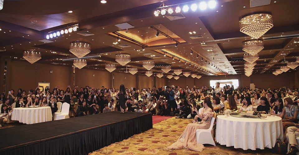 
Hình ảnh tại Lễ Công Bố HOT FACE VIETNAM 2017
