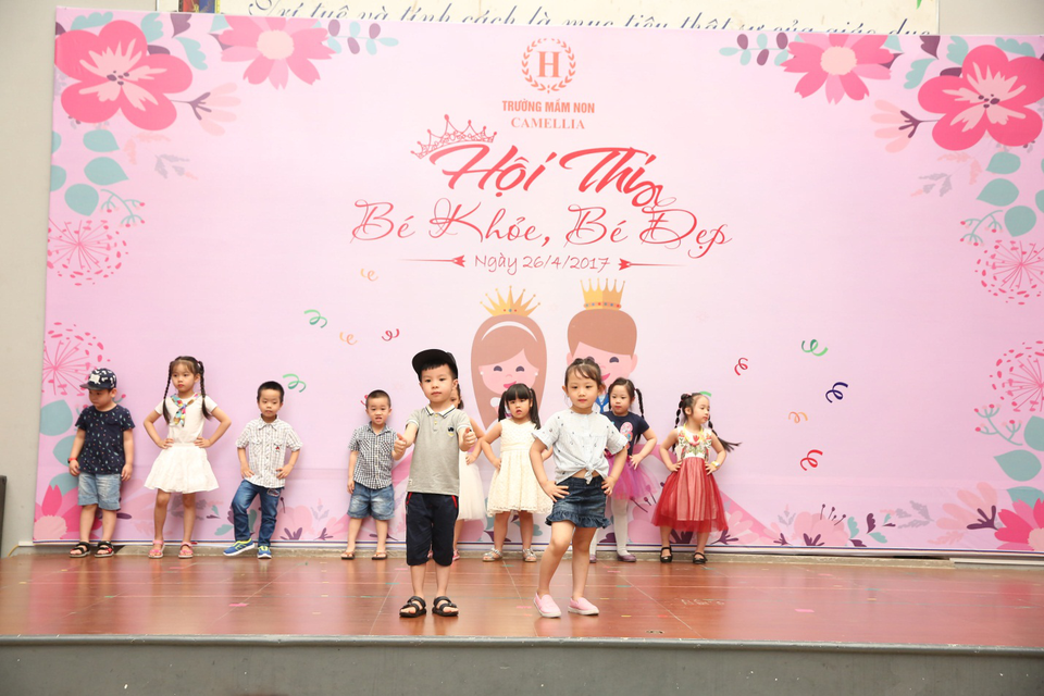 Ngắm các "mẫu nhí" trong hội thi bé khỏe - bé đẹp - 6 Ngắm các "mẫu nhí" trong hội thi bé khỏe - bé đẹp - 6