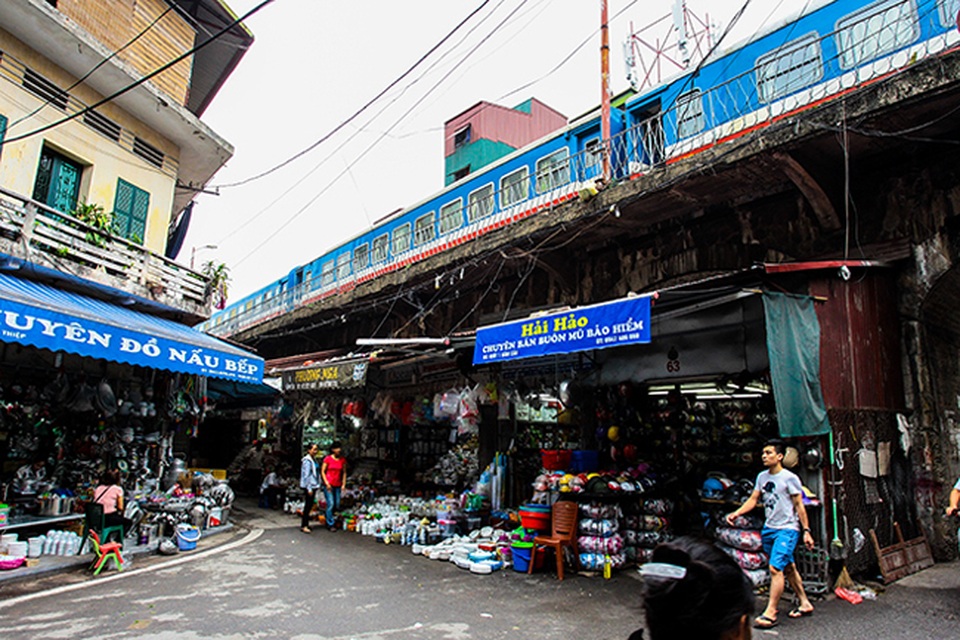 Bí mật dưới những vòm cầu trăm tuổi ở Hà Nội - 7 Bí mật dưới những vòm cầu trăm tuổi ở Hà Nội - 7