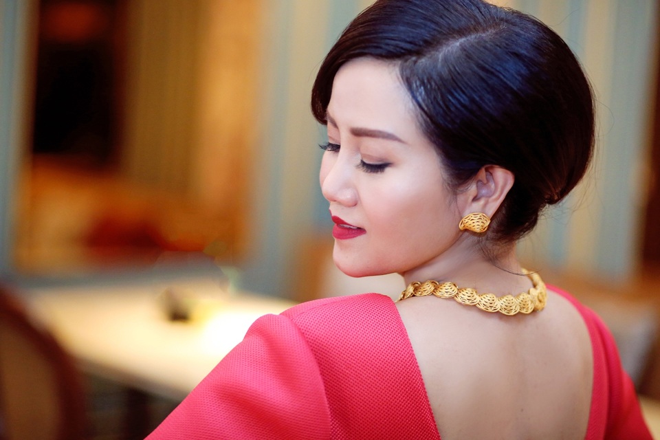 Trò chuyện với Giao: Đàn bà 40 - Vàng 10 không sợ lửa - 7 Trò chuyện với Giao: Đàn bà 40 - Vàng 10 không sợ lửa - 7