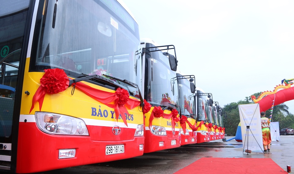 Hà Nội: Chính thức đưa xe buýt đạt tiêu chuẩn Euro 4 đi vào hoạt động thay thế xe buýt cũ - 7