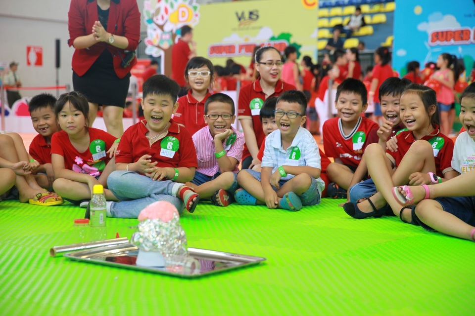 Có một mùa hè thật khác tại Anh Văn Hội Việt Mỹ VUS - 7 Những nụ cười sảng khoái, hào hứng.