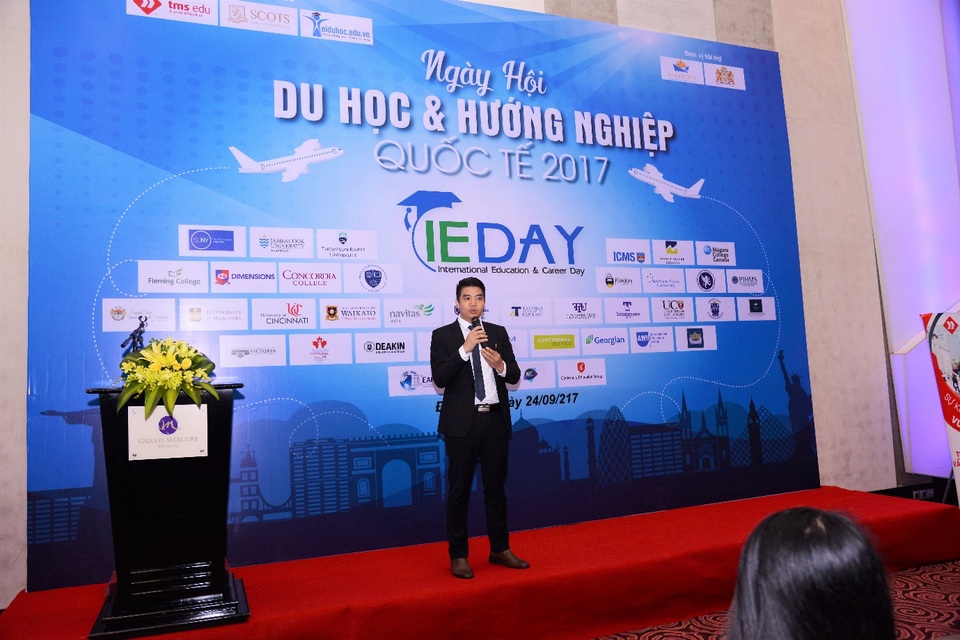 Ngày hội IE Day 2017 tạo dấu ấn đặc biệt trong lòng người tham dự - 7
Ông Nguyễn Bá Tưởng - TGĐ Công ty CP TMS Edu và Hệ thống trường Anh ngữ Quốc tế Scots English Australia
