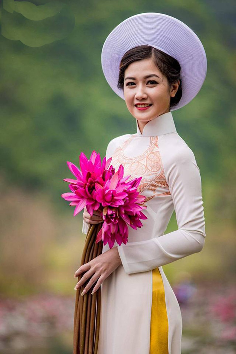 Chỉ với 1 bức ảnh, hai cô gái này đã "nổi như cồn" trên mạng xã hội - 9 Chỉ với 1 bức ảnh, hai cô gái này đã "nổi như cồn" trên mạng xã hội - 9