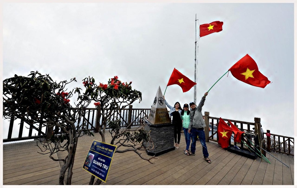 Fansipan Legend hút khách mùa lễ hội hoa đỗ quyên - 8 Fansipan Legend hút khách mùa lễ hội hoa đỗ quyên - 8