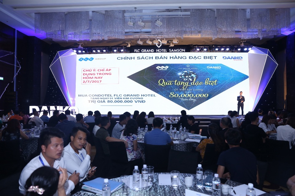 Condotel thứ hai của quần thể FLC Sầm Sơn được giới thiệu sớm tại Hà Nội bởi Danko Group - 8 Chương trình quà tặng Kim cương giá trị được áp dụng duy nhất trong ngày diễn ra sự kiện