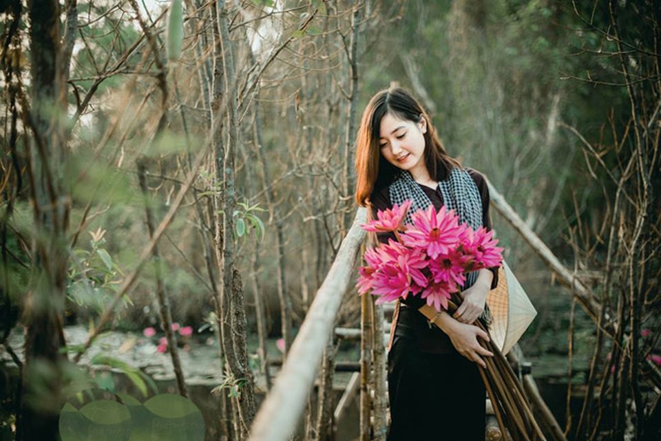 Chỉ với 1 bức ảnh, hai cô gái này đã "nổi như cồn" trên mạng xã hội - 10 Chỉ với 1 bức ảnh, hai cô gái này đã "nổi như cồn" trên mạng xã hội - 10