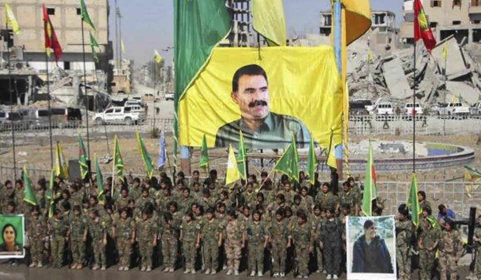 Đội quân “bóng hồng” quét sạch IS tại thủ phủ Raqqa - 3
Lực lượng những bóng hồng góp phần tiêu diệt khủng bố tại thủ phủ Raqqa, Syria. (Ảnh: EPA)