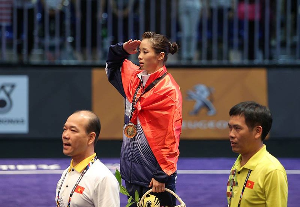 Nhật ký SEA Games ngày 20/8: Wushu, TDDC và bắn cung mang về 4 HCV - 6 
Khoảnh khắc xúc động của Phương Giang khi giành HCV